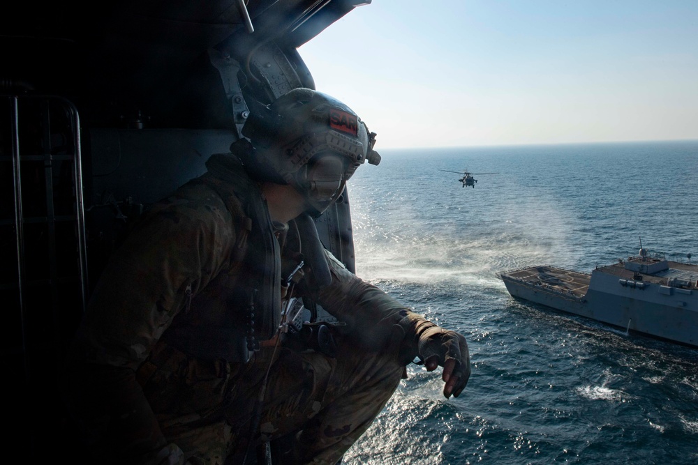 U.S. Navy Explosive Ordnance Disposal Technicians Conduct Helicopter Rope Suspension Drills