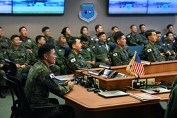 7th AF hosts ROK CSAF for first visit to Osan AB
