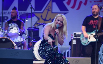 Kaitlin Walker performs at Naval Support Activity (NSA) Bahrain