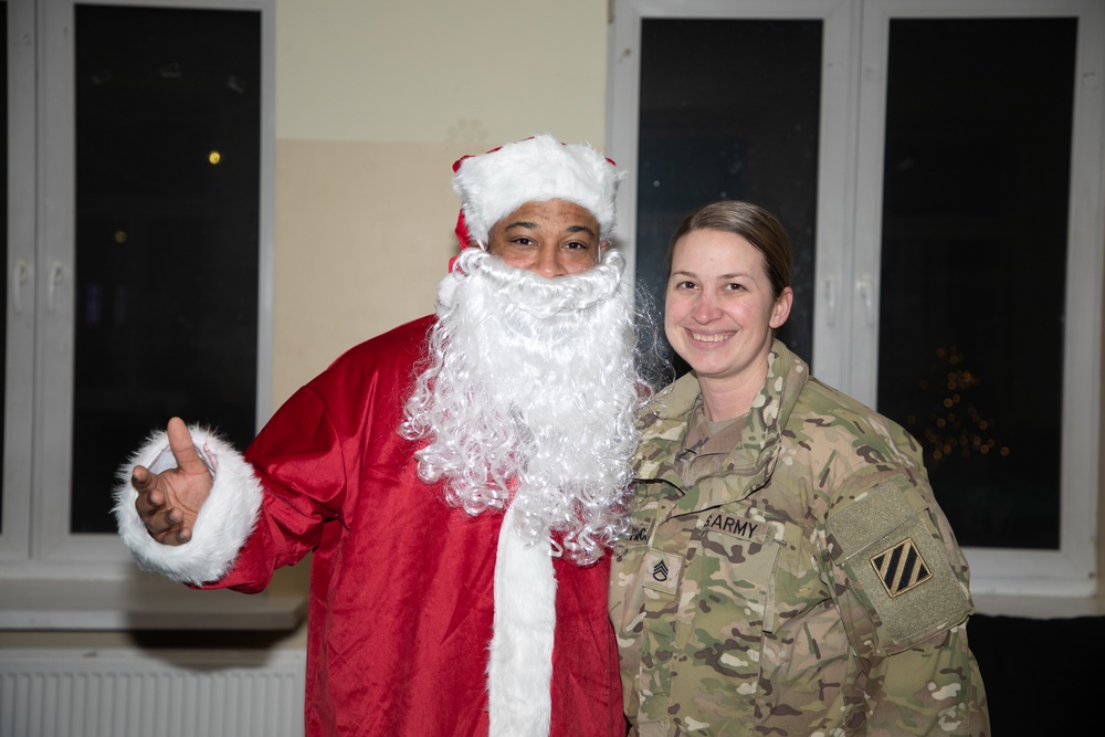 Santa visits the Powdiz US military community in Poland