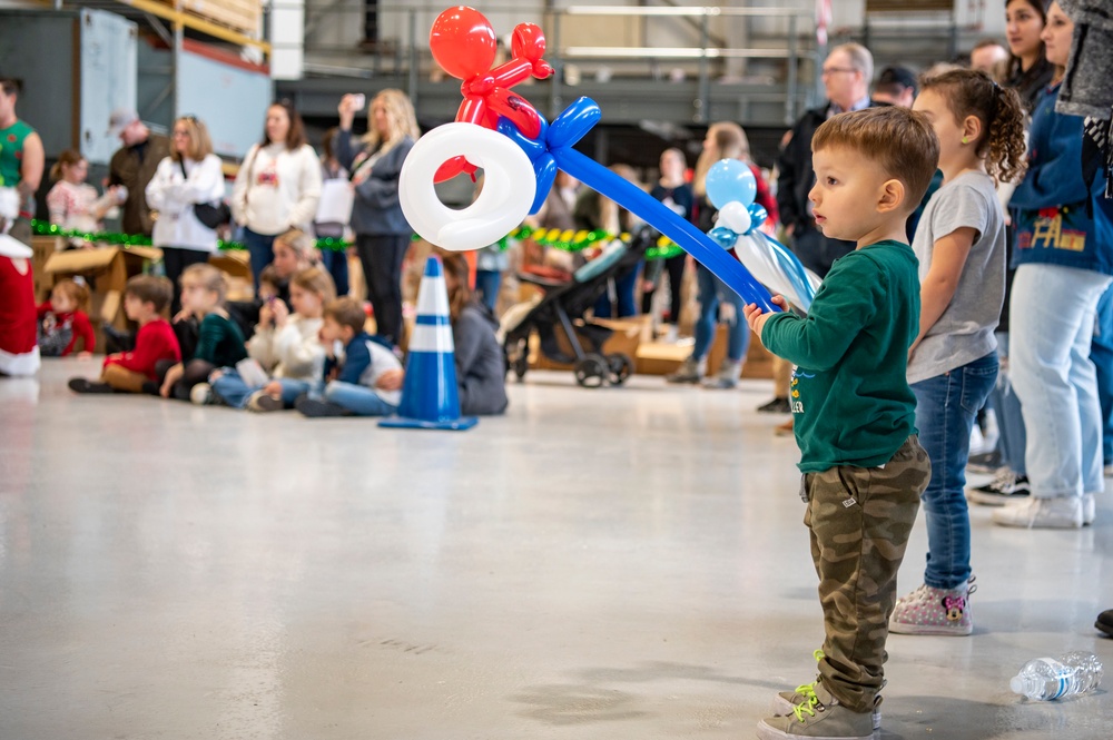 121st ARW holds annual holiday party