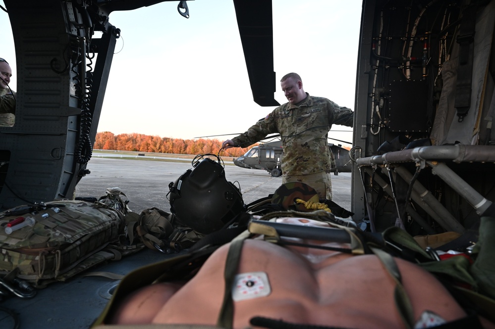 D.C. National Guard's ‘District Dustoff’ maintains hoist proficiency