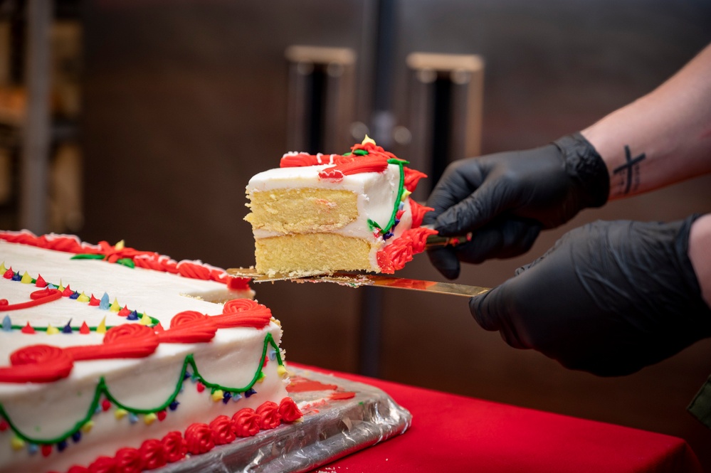 NMCP'S GALLEY OFFERS AN ANNUAL HOLIDAY MEAL