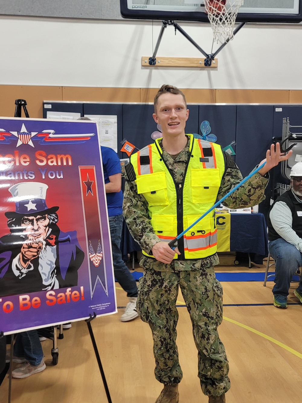 Enchanting Debut: NAVFAC Northwest Unveils STEM Program, Brings Science and Engineering Activities to ‘Once Upon a STEAM’ Event for K-5 Students