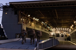 24th MEU Command Element Embarks USS New York