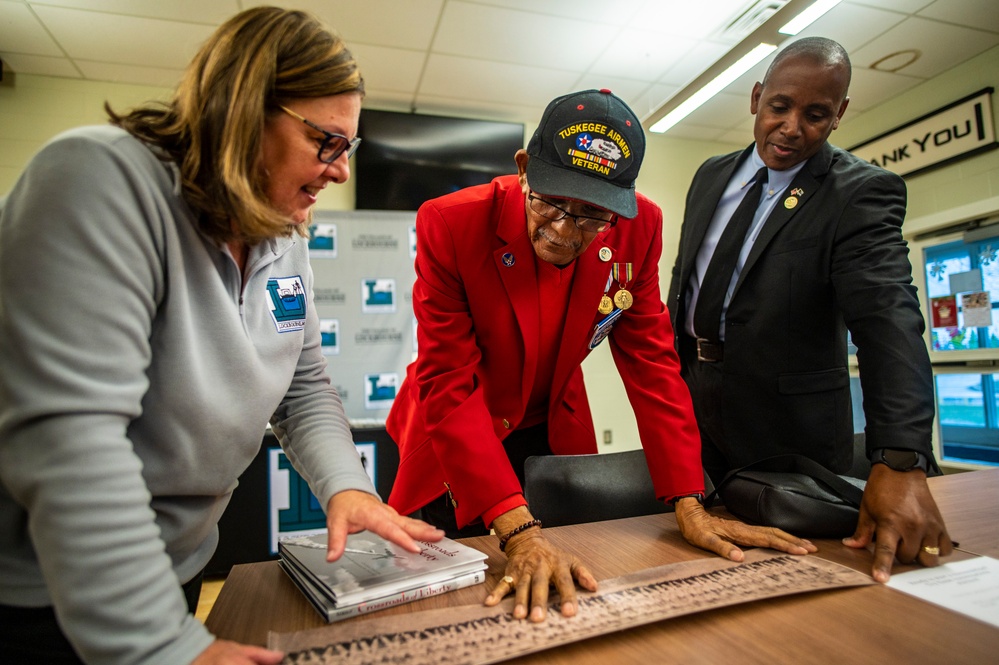 Tuskegee Airman returns to Lockbourne Air Force Base