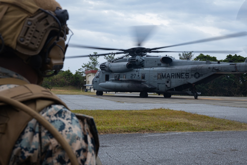 Battalion Landing Team 1/1 conducts Tactical Recovery of Aircraft and Personnel