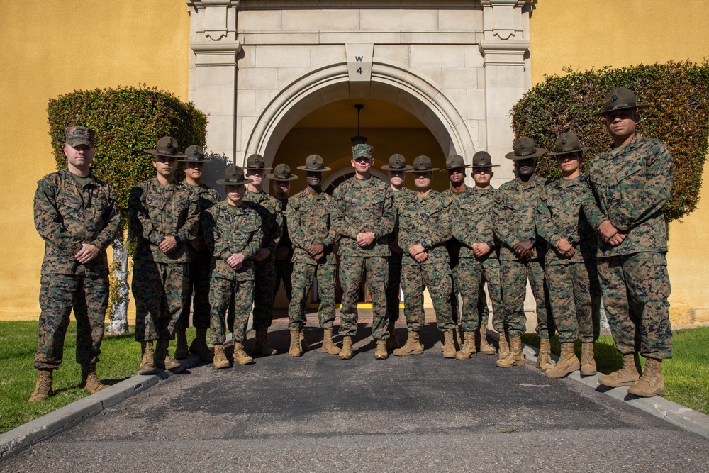 Sergeant Major of the Marine Corps visits MCRDSD