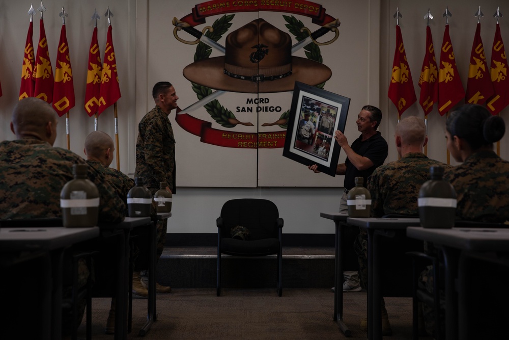 Sergeant Major of the Marine Corps visits MCRDSD