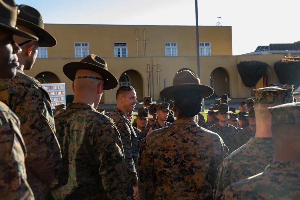 Sergeant Major of the Marine Corps visits MCRDSD