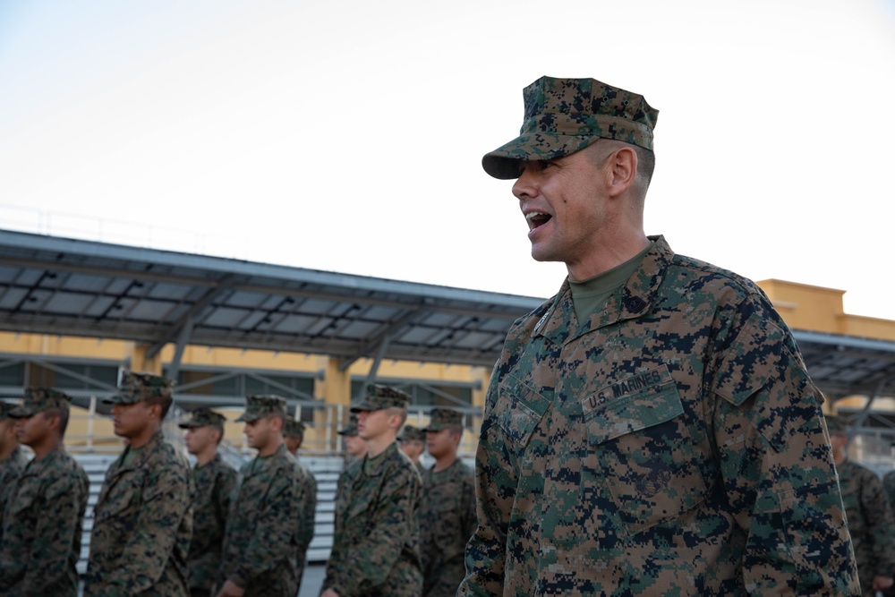 Sergeant Major of the Marine Corps visits MCRDSD