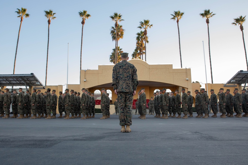 Sergeant Major of the Marine Corps visits MCRDSD