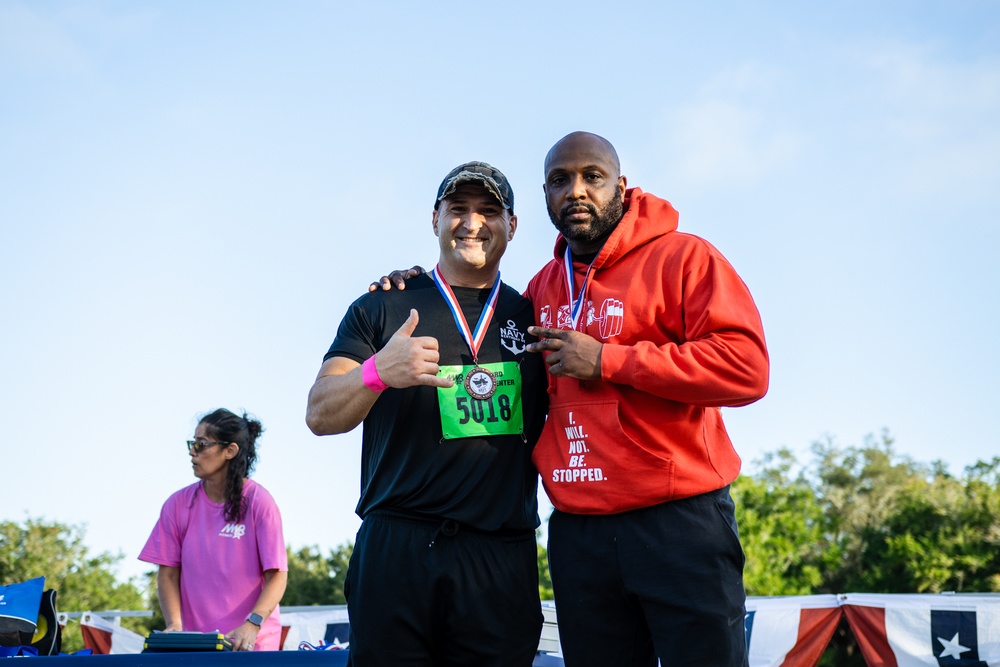 NORU participates in Navy Birthday 5K