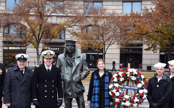 Future submarine USS Arizona honors WWII battleship USS Arizona at Pearl Harbor Day ceremony in D.C.