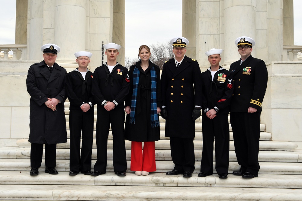 Future submarine USS Arizona honors WWII battleship USS Arizona at Pearl Harbor Day ceremony in D.C.