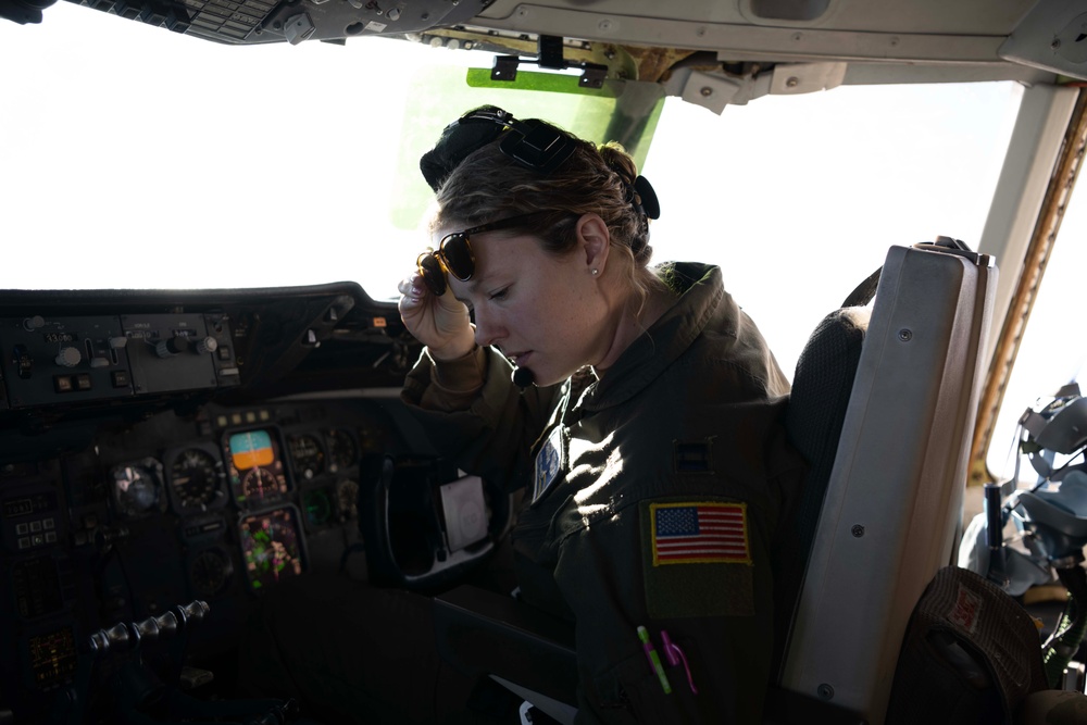 6th ARS aircrew fly future Airmen