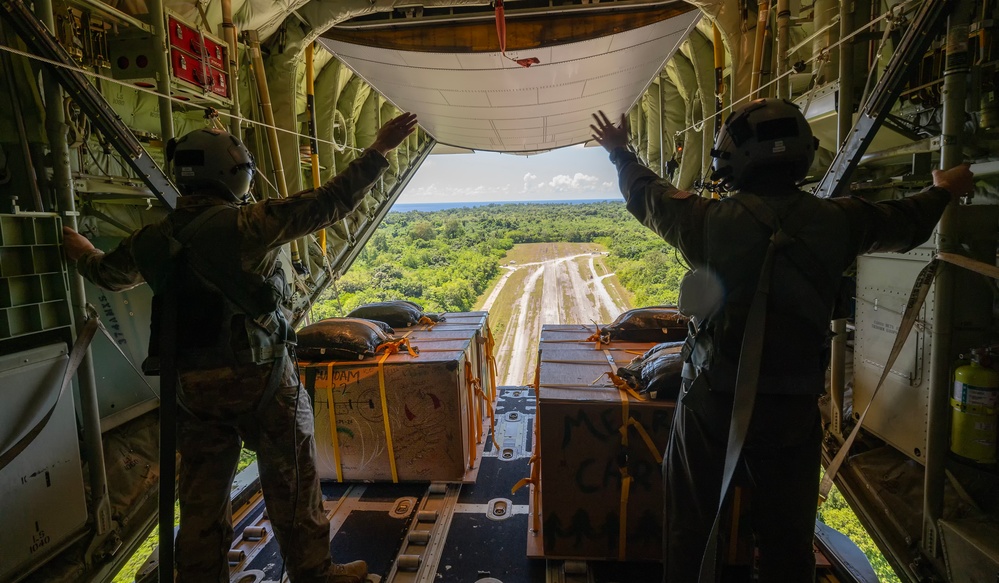 Santa 52: 36th EAS delivers humanitarian bundles to Angaur and Peleliu