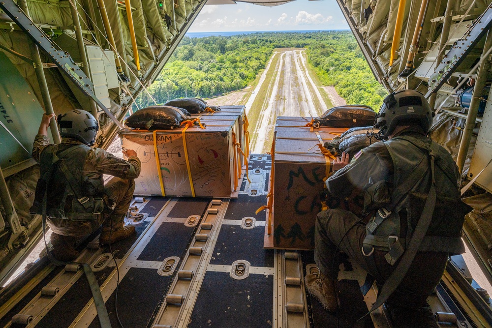 Santa 52: 36th EAS delivers humanitarian bundles to Angaur and Peleliu