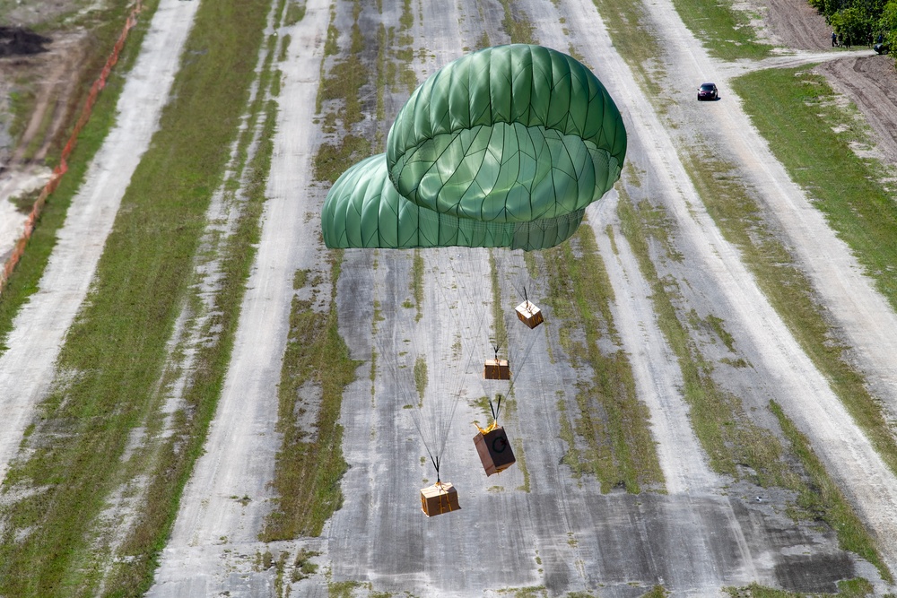 Santa 52: 36th EAS delivers humanitarian bundles to Angaur and Peleliu