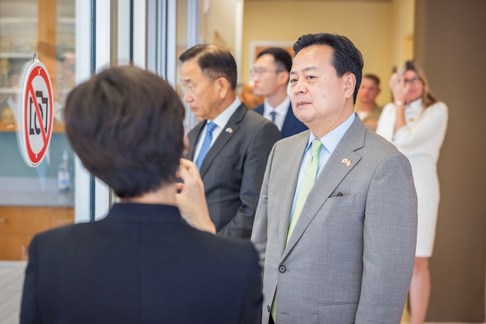 Ambassador of the Republic of Korea to the U.S. visits DPAA