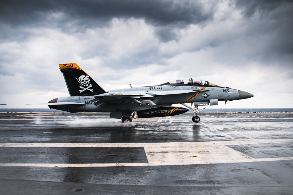 F/A-18F Super Hornet Lands on USS George Washington