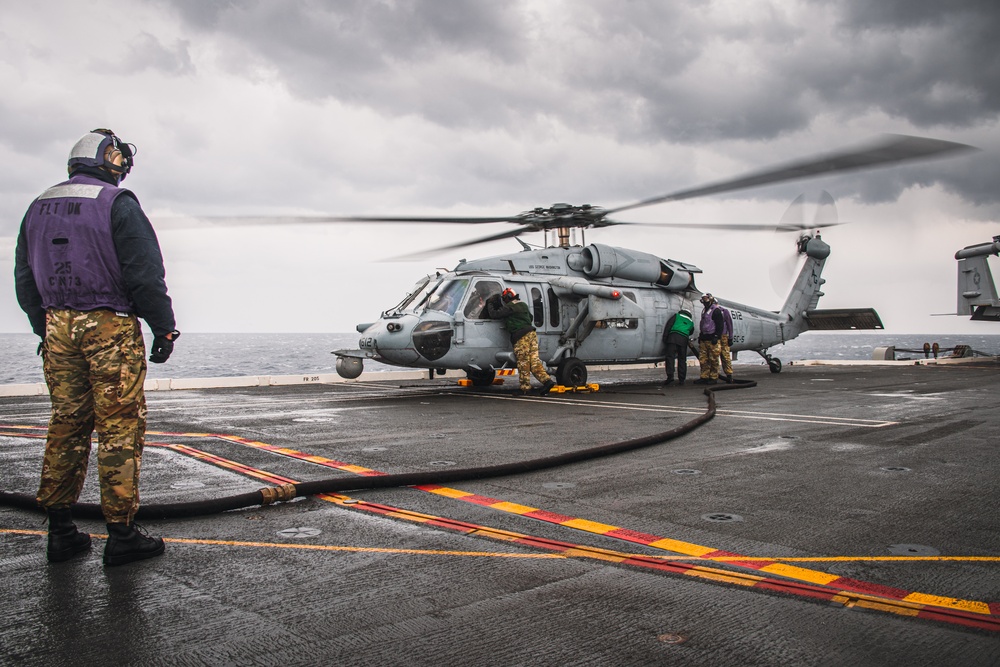 HSC-5 Conducts Flight Operations