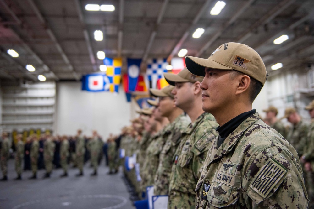 USS Ronald Reagan (CVN 76) frocks newly-appointed petty officers