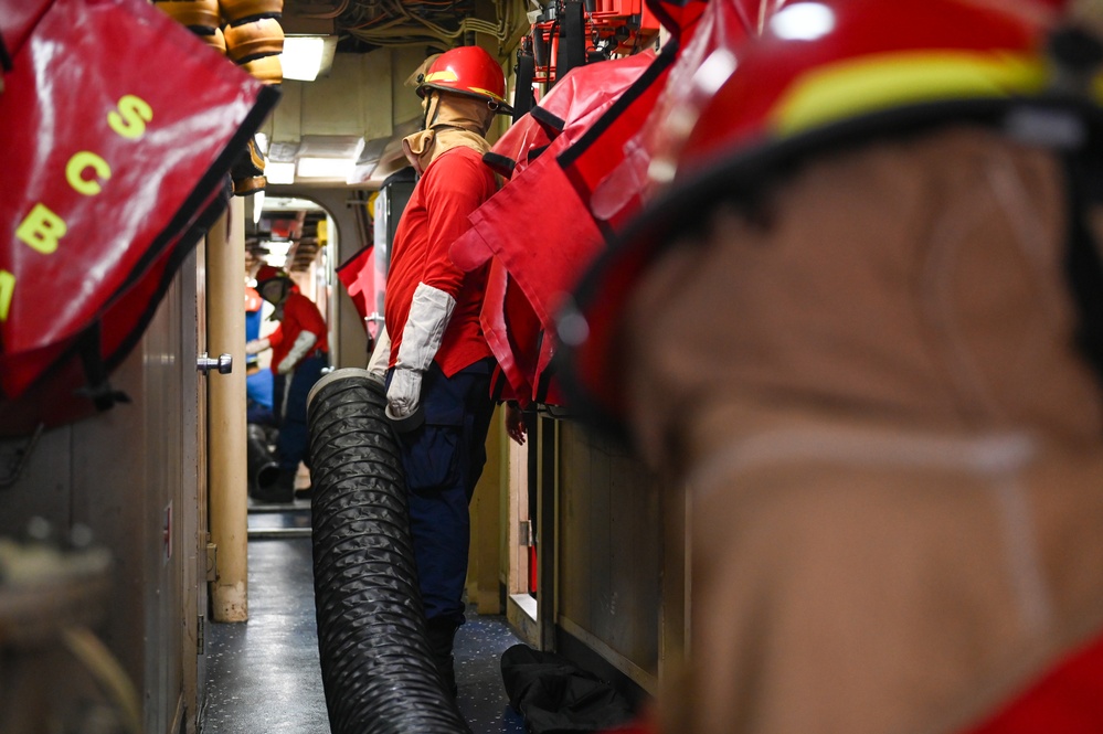 Coast Guard Cutter Polar Star (WAGB-10) conducts training drills