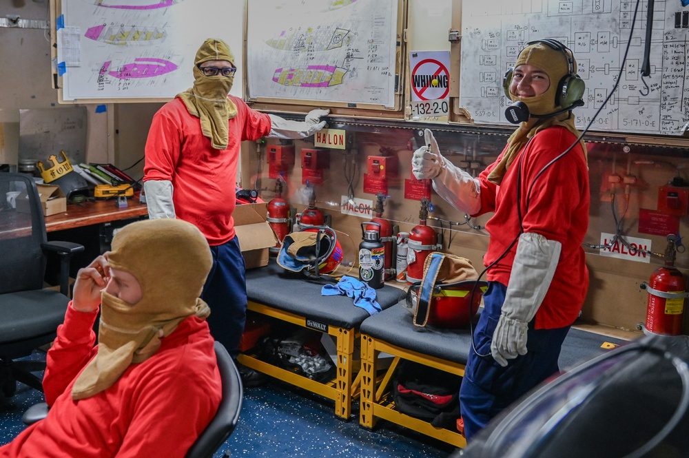 Coast Guard Cutter Polar Star (WAGB-10) conducts training drills