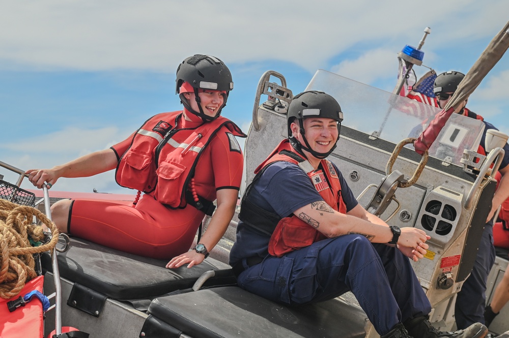 Coast Guard Cutter Polar Star (WAGB-10) conducts training drills