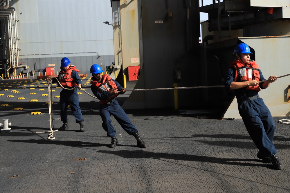 USS HWW (ESB 4) conducts Boat Operations with USS MESA VERDE (LPD 19)