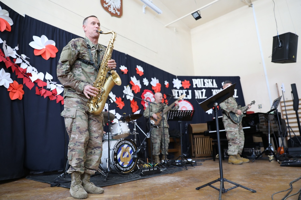 3rd Infantry Division Band performs for students at Krakow School for the Blind