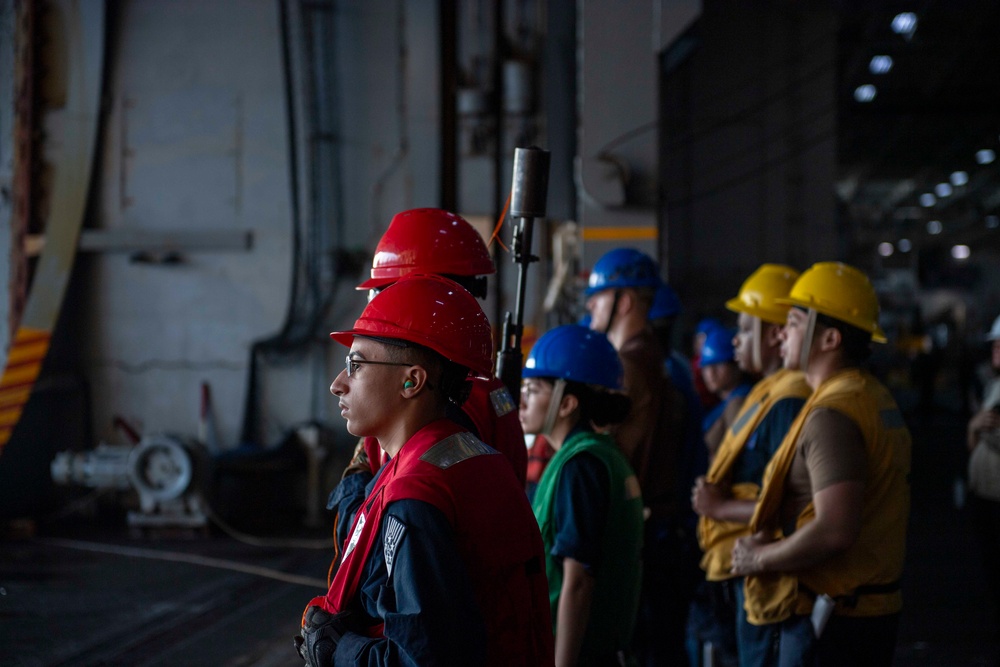 IKE Conducts a Replenishment-at-Sea in 5th Fleet Area of Operations