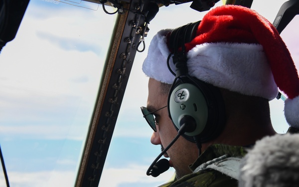 Santa 55: Royal Canadian Air Force delivers humanitarian aid during OCD 23