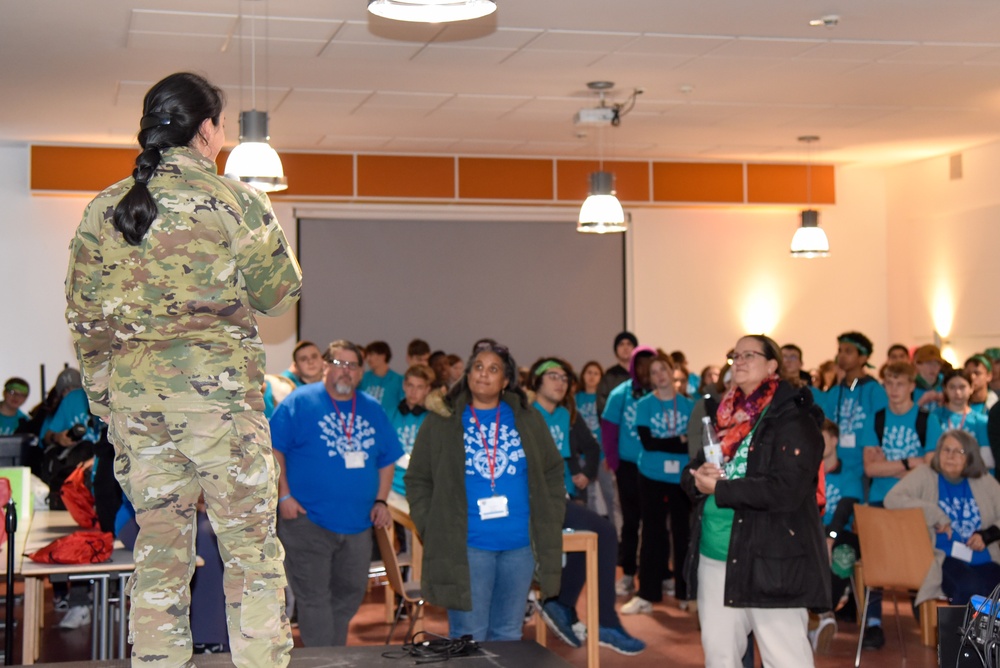 Army Engineers support STEMposium with DoDEA students from across Europe