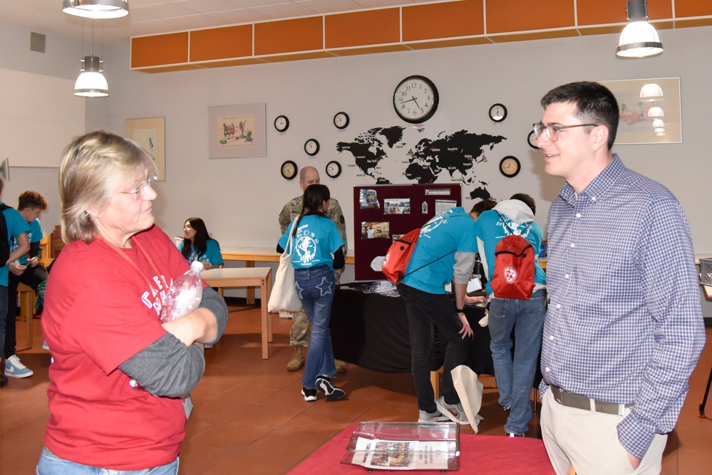 Army Engineers support STEMposium with DoDEA students from across Europe