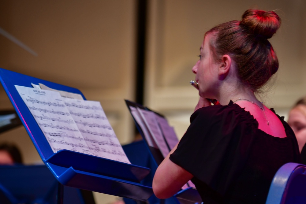 Aviano Middle-High School Holiday Concert