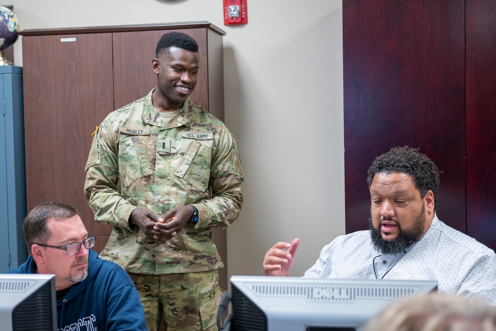 West Virginia National Guardsmen speak at Cybersecurity Lunch and Learn