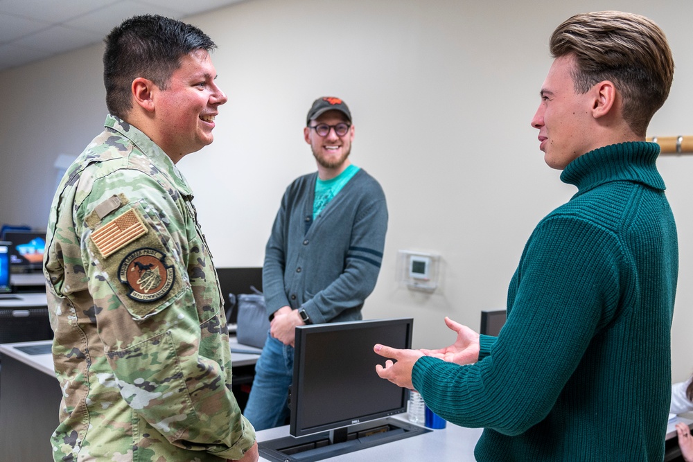 West Virginia National Guardsmen speak at Cybersecurity Lunch and Learn