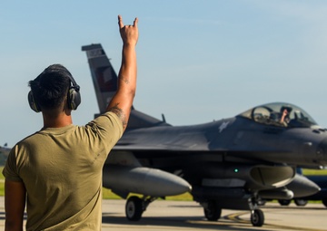 Key West F16 Take Off
