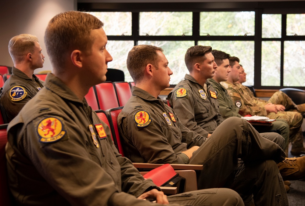 437th Airlift Wing conducts mass training day