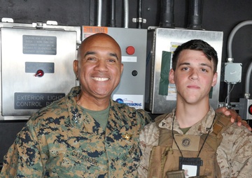 Lt Gen. Brian Cavanaugh Visits MCSFBn Kings Bay