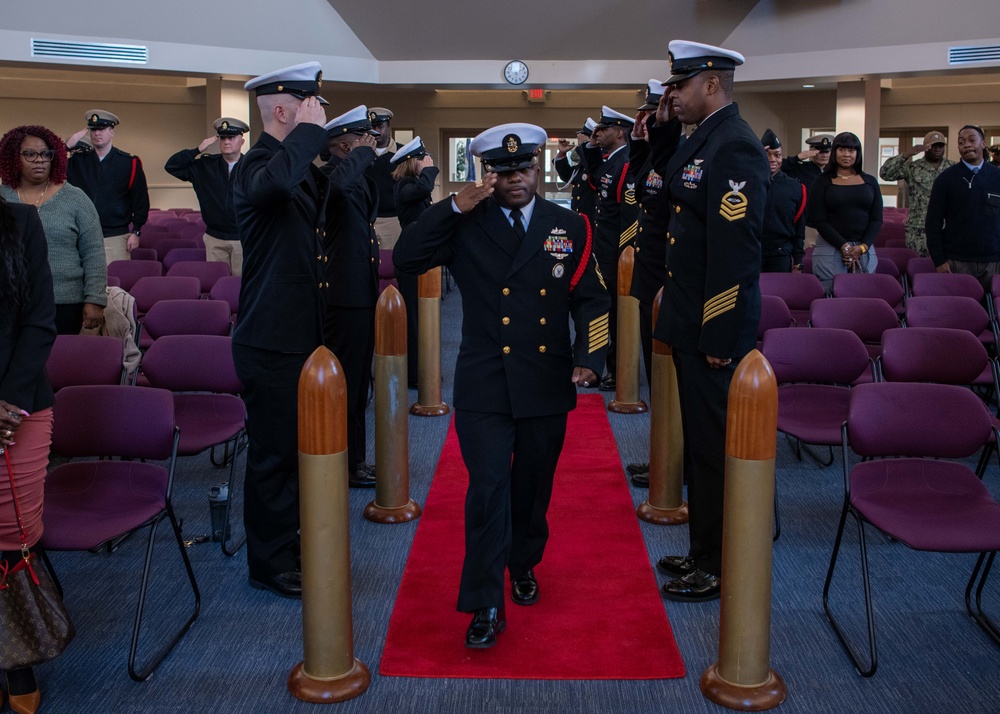 Recruit Training Command Holds Retirement Ceremony