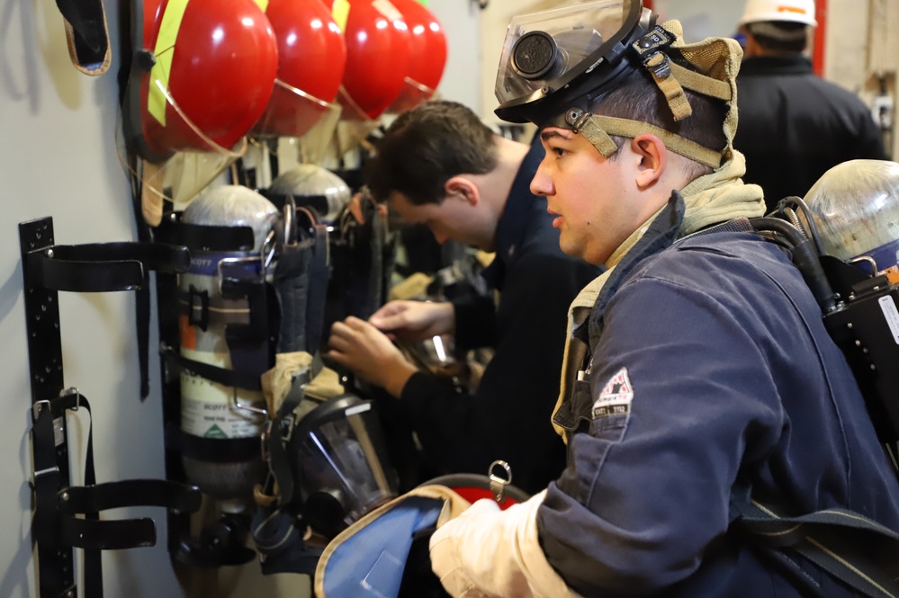 USS HWW Conducts Fire Drill with Croatian Shipyard Firefighters