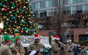 484th Band Plays at Christmas Market