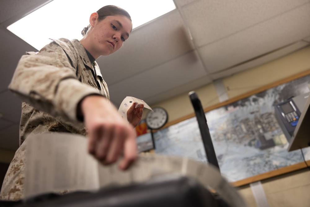 DMO Marines assist permanent personal with packaging and moving