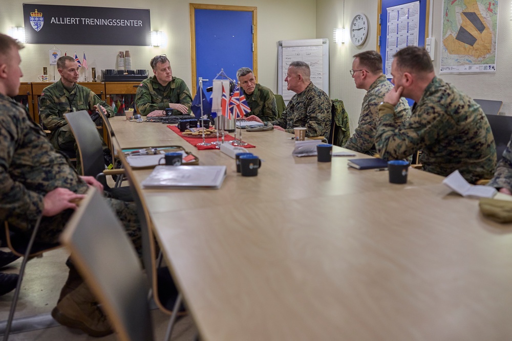 Maj. Gen. Sofge visits the Norwegian Army Allied Training Center