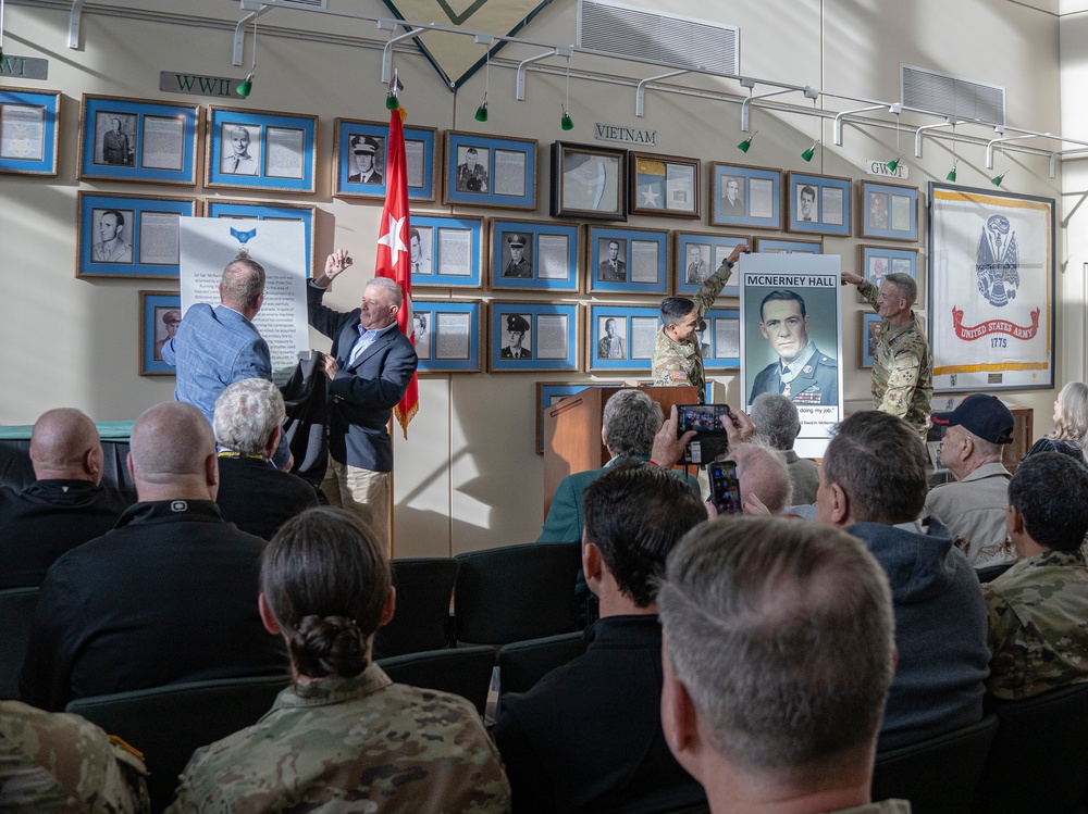 4th Infantry Division HQ Building Renaming Ceremony