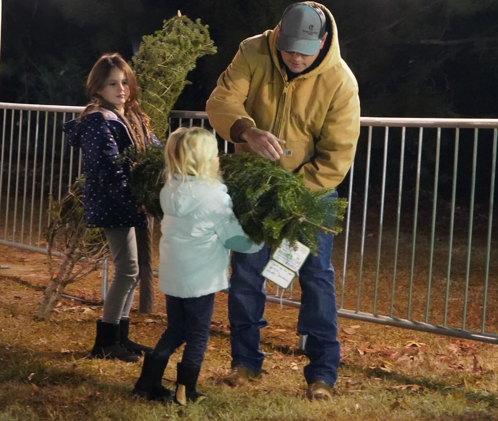 Trees for Troops event onboard Naval Weapons Station Yorktown