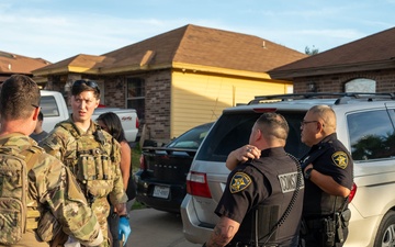 Texas Army National Guard Soldiers Assist First Responders